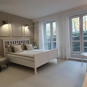 https://fly_to_cracow_12.krakowhotelspoland.com
